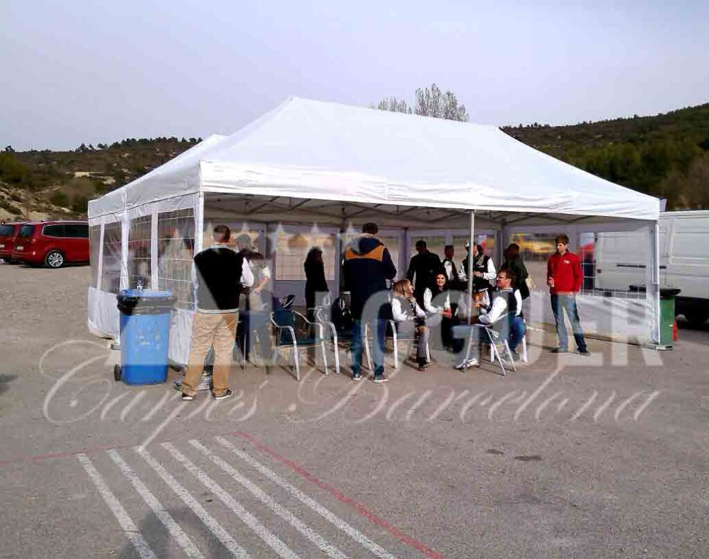 Lloguer de carpes de 8x4