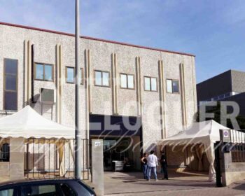 Carpes de 6x4m de color crema
