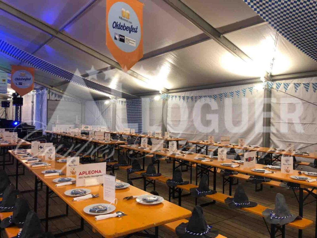 Taules i bancs plegables de lloguer