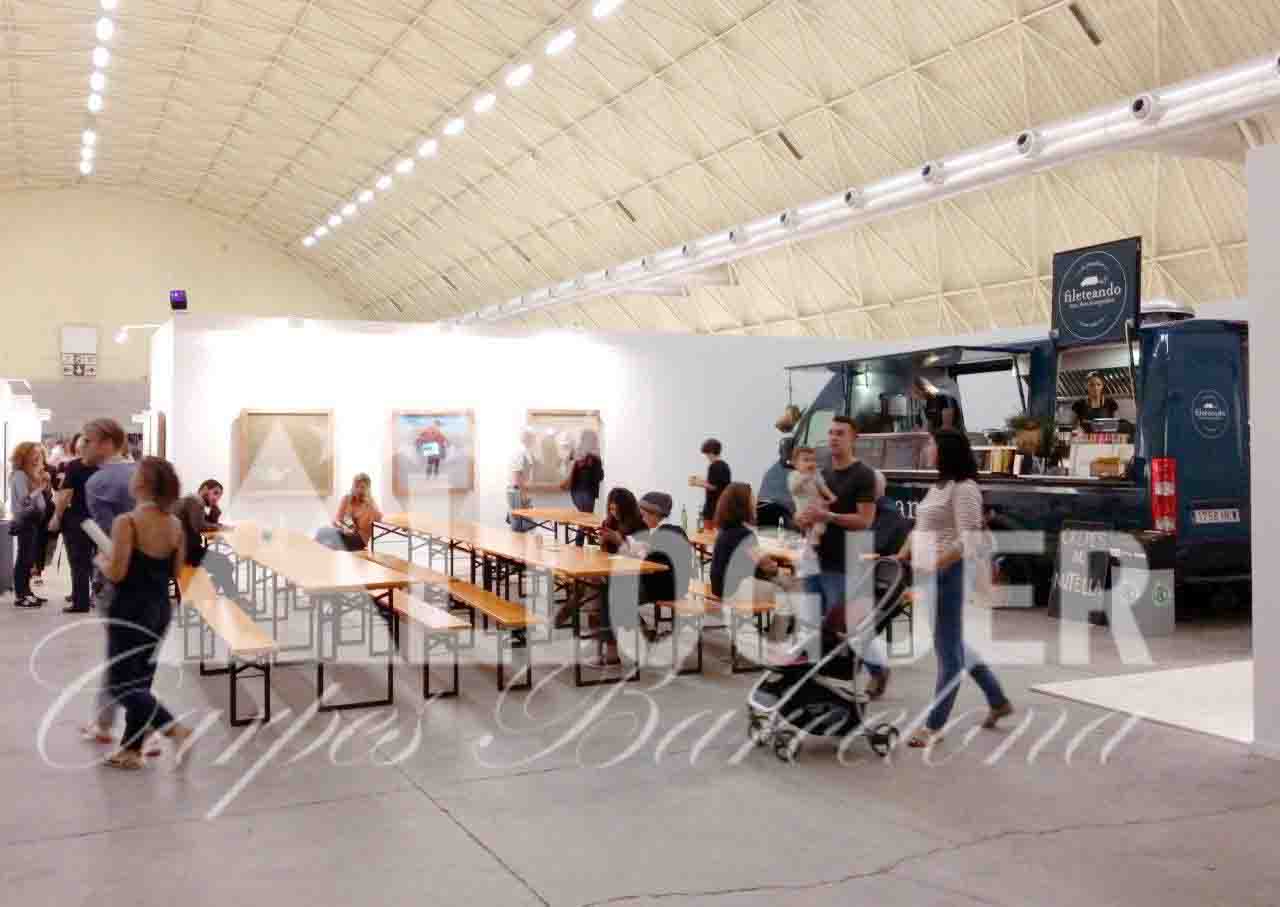 Taules plegables de lloguer